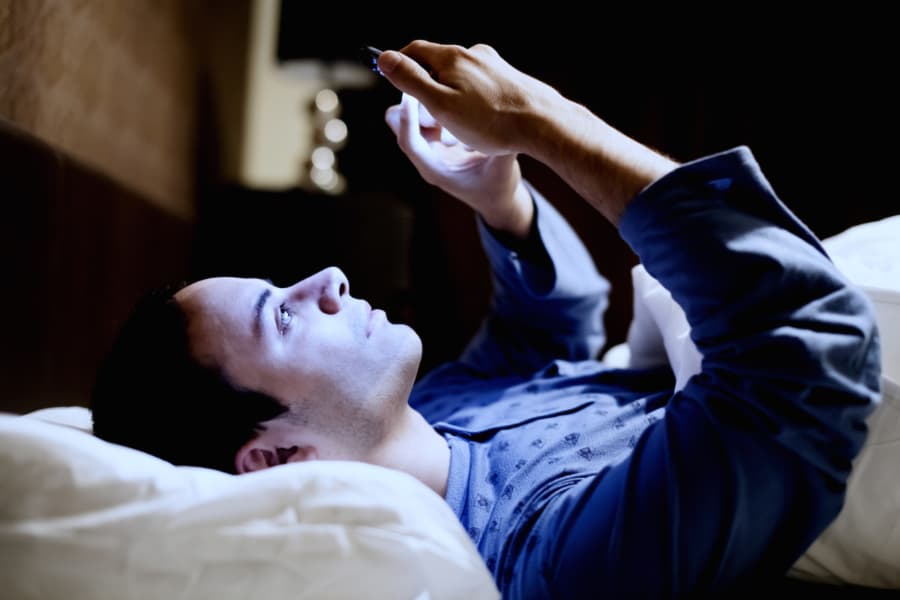 Thức khuya và dậy muộn vào dịp nghỉ lễ là nguyên nhân làm sức khỏe suy giảm 8
